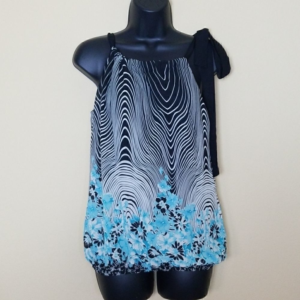 Wrapper Floral Halter Top 